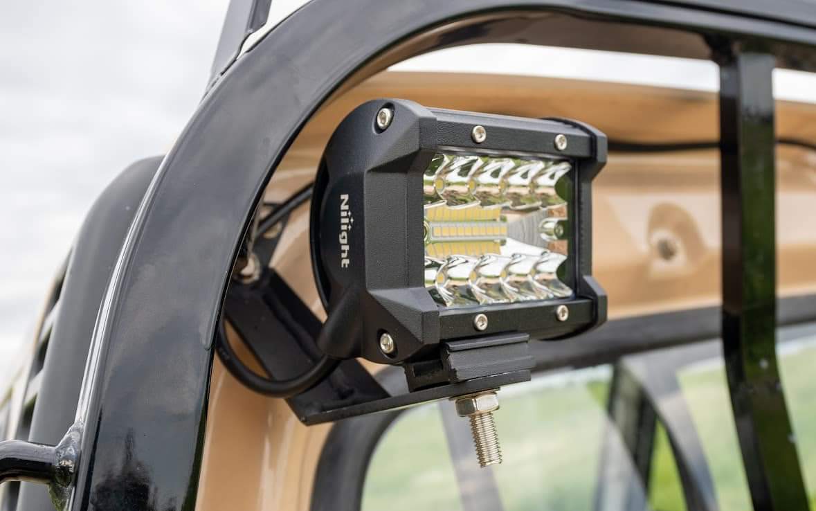 LED Cube mount